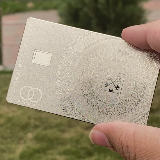High-end Goldman Lampe silver metal card crafted for international premium clients